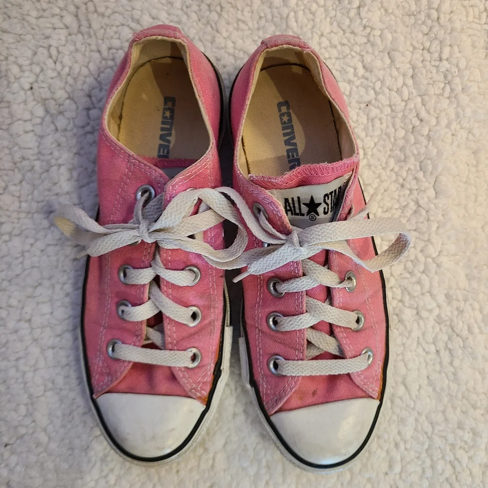 Converse All⭐Star pink low sneakers